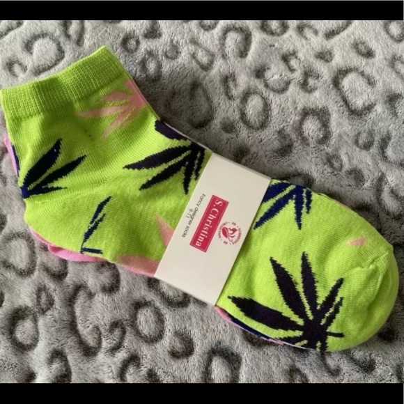3 Pack 🍃Gray, Pink, & Lime Green Pot Leaf Socks 💚🤍💗 420 Weed Ankle Socks - Picture 3 of 4